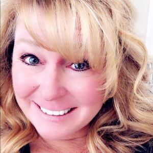 Meet your Posher, Paula